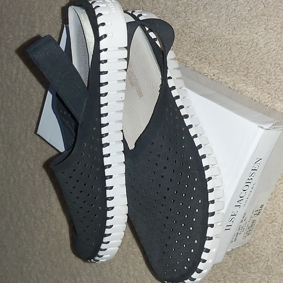 Isle Jacobsen Sling Backs - Size 11 - Picture 1 of 3